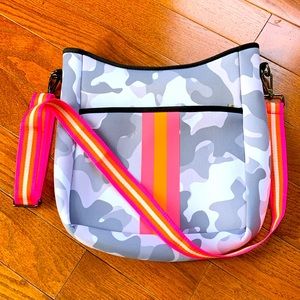 Parker & Hyde Crossbody Camo Bag